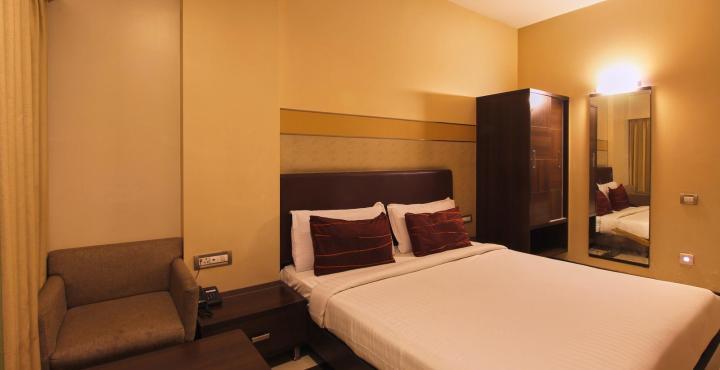 Centurion Inn Пуна Экстерьер фото